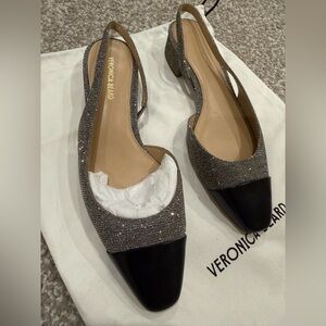 Veronica Beard Glittering Black and Silver Flats Size 6.5
